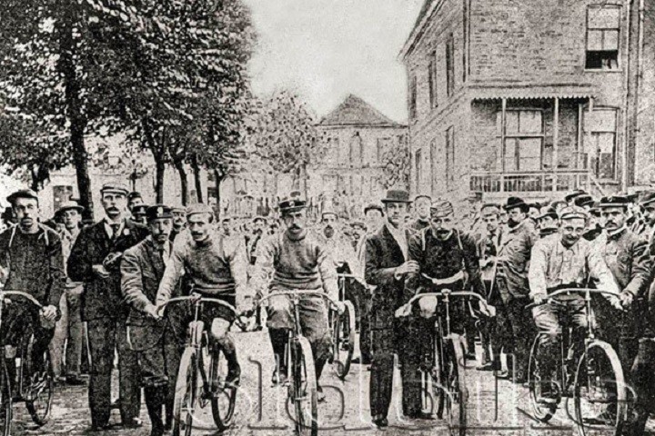 1903-primeiro-tour2.jpg